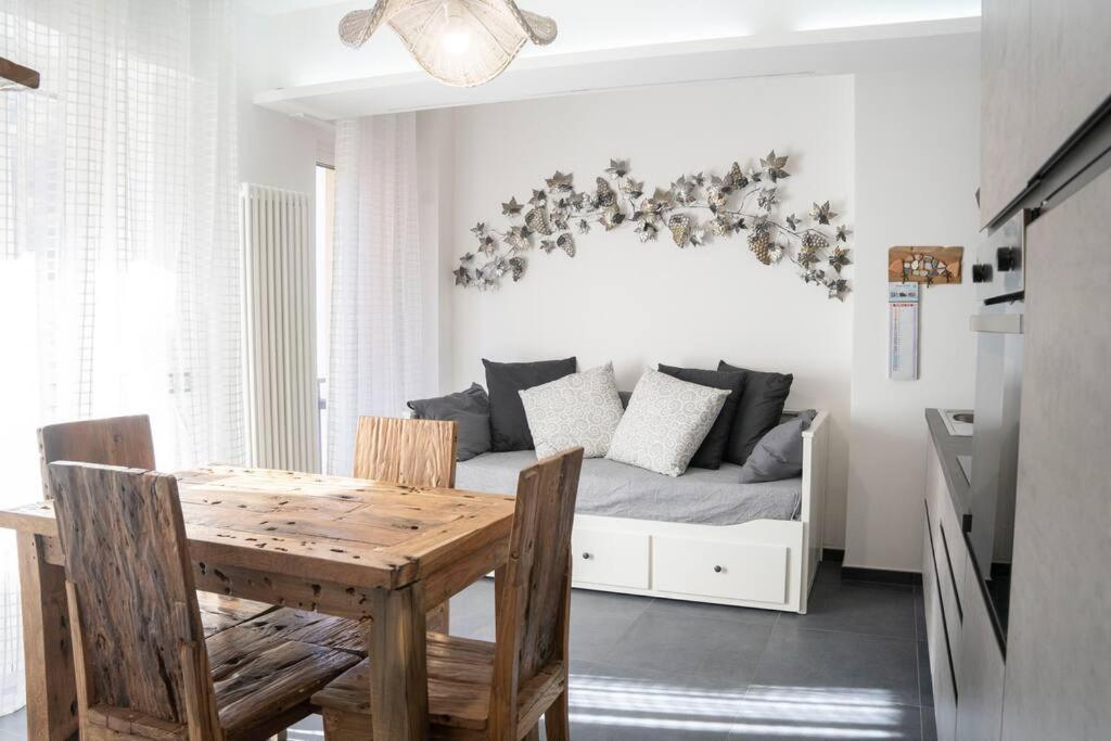 Apartamento 021 - Casa Ponente Con Terrazzo - Centro Citta, Carruggio E Mare Baia Del Silenzio A 500 M Sestri Levante Exterior foto
