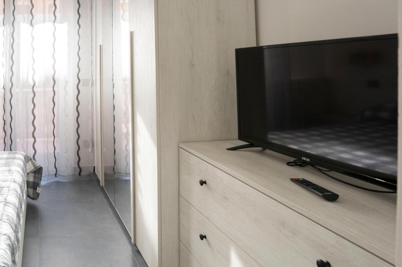 Apartamento 021 - Casa Ponente Con Terrazzo - Centro Citta, Carruggio E Mare Baia Del Silenzio A 500 M Sestri Levante Exterior foto