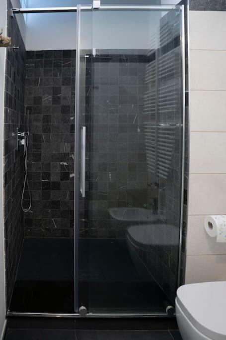 Apartamento 021 - Casa Ponente Con Terrazzo - Centro Citta, Carruggio E Mare Baia Del Silenzio A 500 M Sestri Levante Exterior foto