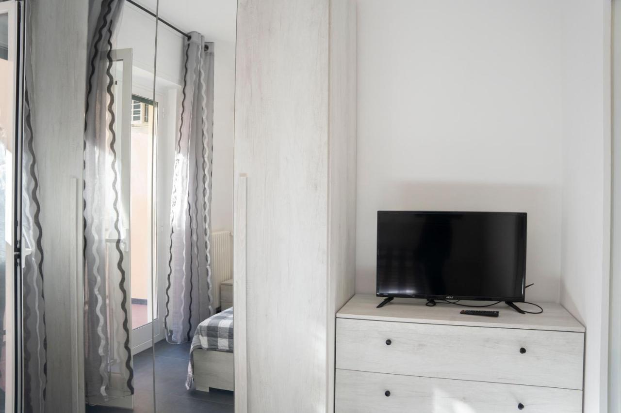 Apartamento 021 - Casa Ponente Con Terrazzo - Centro Citta, Carruggio E Mare Baia Del Silenzio A 500 M Sestri Levante Exterior foto