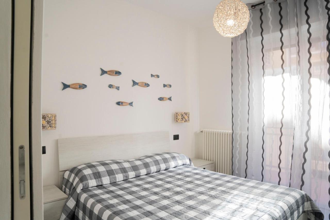 Apartamento 021 - Casa Ponente Con Terrazzo - Centro Citta, Carruggio E Mare Baia Del Silenzio A 500 M Sestri Levante Exterior foto