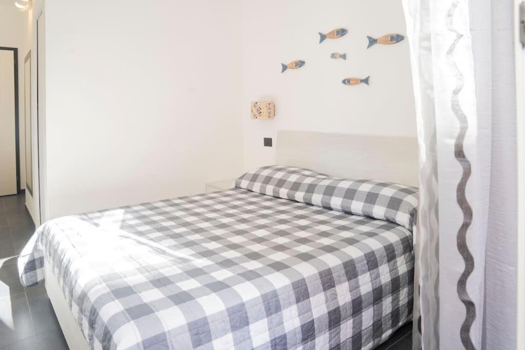 Apartamento 021 - Casa Ponente Con Terrazzo - Centro Citta, Carruggio E Mare Baia Del Silenzio A 500 M Sestri Levante Exterior foto