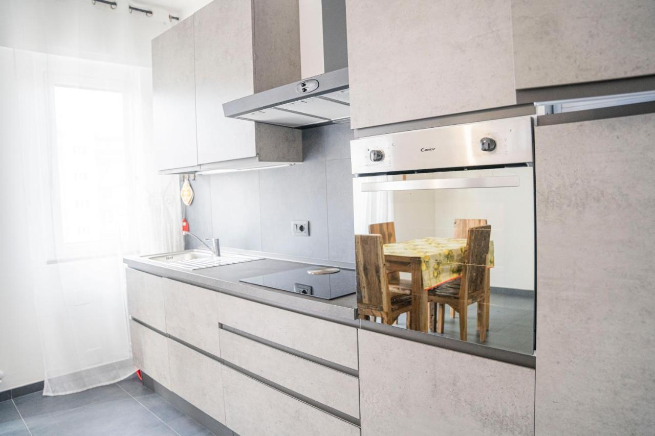 Apartamento 021 - Casa Ponente Con Terrazzo - Centro Citta, Carruggio E Mare Baia Del Silenzio A 500 M Sestri Levante Exterior foto