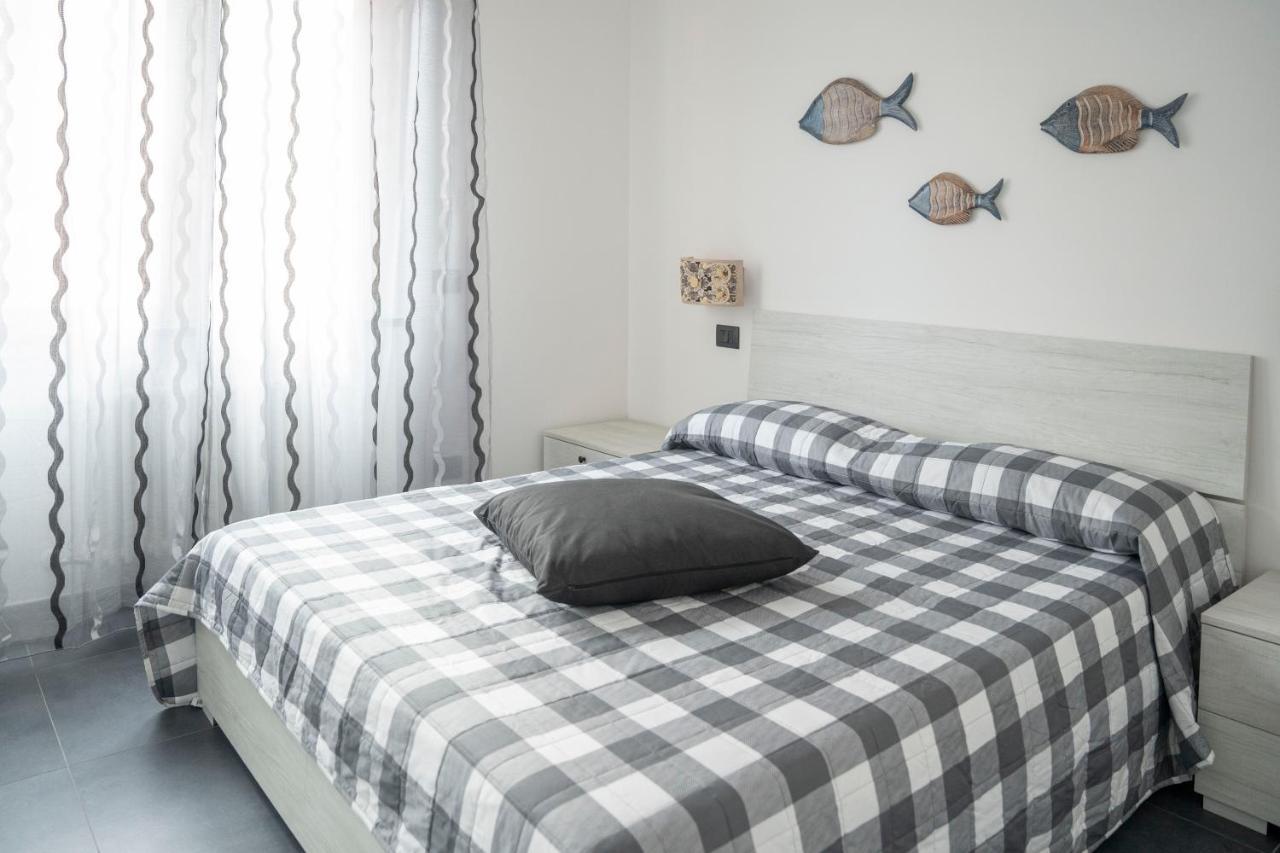 Apartamento 021 - Casa Ponente Con Terrazzo - Centro Citta, Carruggio E Mare Baia Del Silenzio A 500 M Sestri Levante Exterior foto